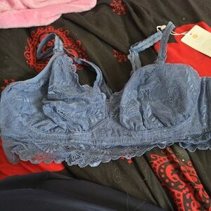 Chic Lace Bralette in Soft Blue